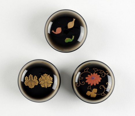 天然木製漆塗 時代漆器 草木花水鳥 螺鈿金蒔絵 四段重箱 共箱